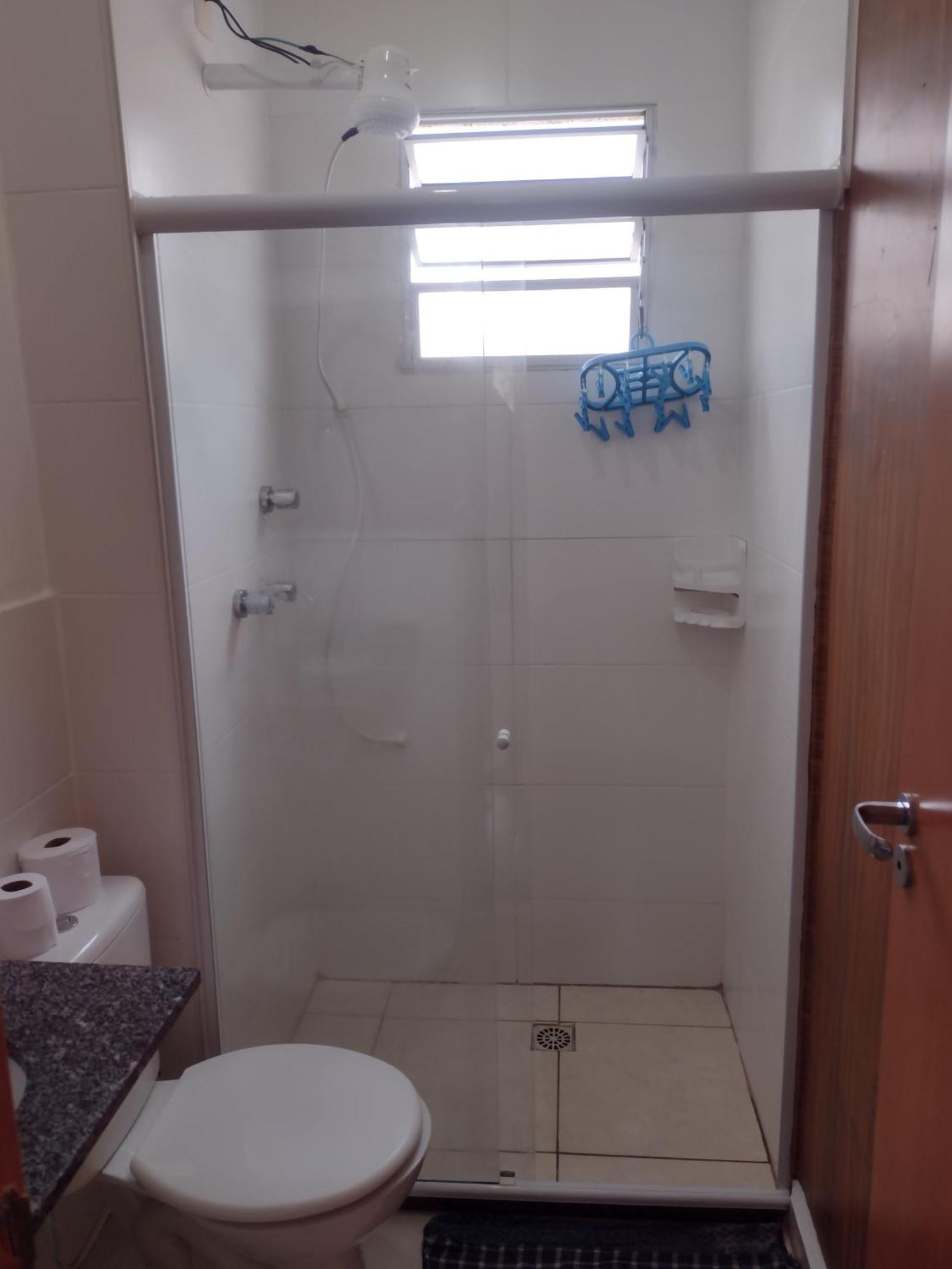 Luias Guesthouse: Beachfront With Shopping Access * Rio das Ostras