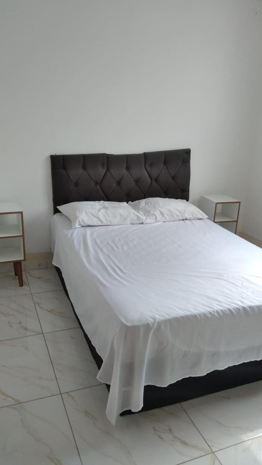 Luias Guesthouse: Beachfront With Shopping Access