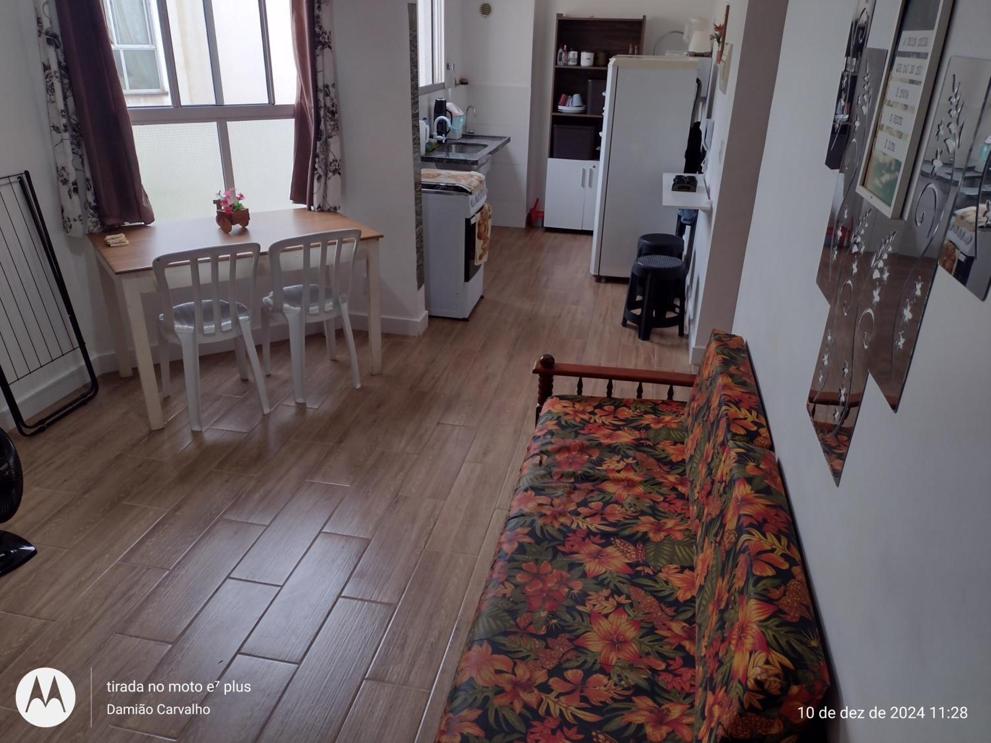 Luias Guesthouse: Beachfront With Shopping Access *